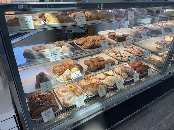 Bonrue Bakery (formerly Farmstead) 3