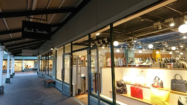 Paul Smith GOTEＭBA PREMIUM OUTLET