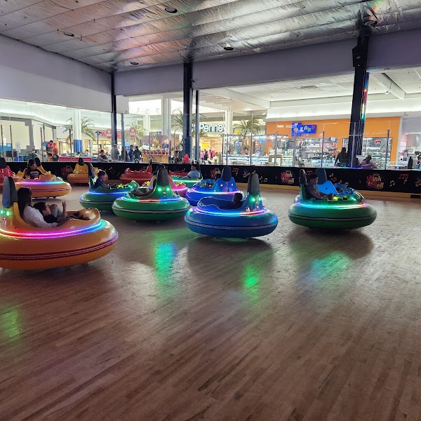 MCM Rink N' Roll Roller Skating Rink 2