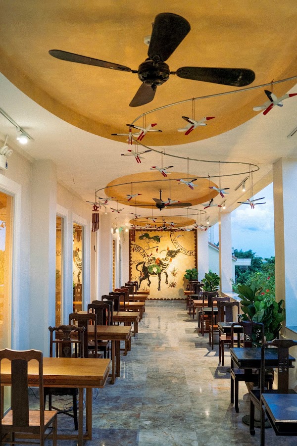 Vietnom Local Eatery Hoi An