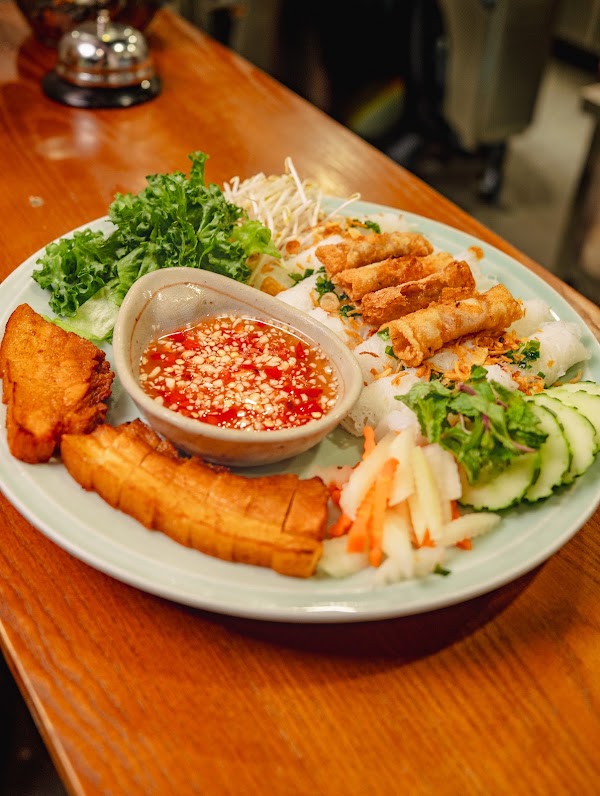 Vietnom Local Eatery Hoi An 5