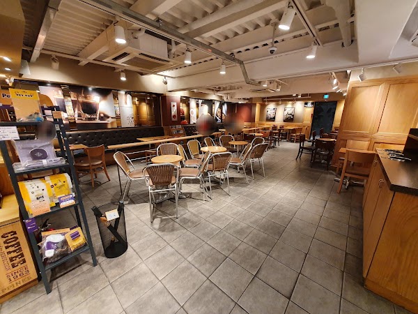 The Coffee Bean & Tea Leaf 1