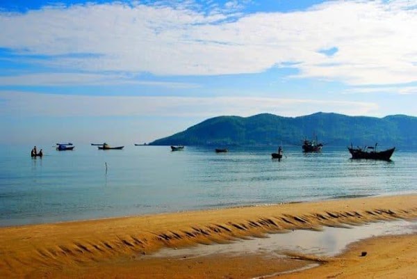 Bãi biển Cảnh Dương 5