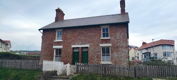 Sandsend 2