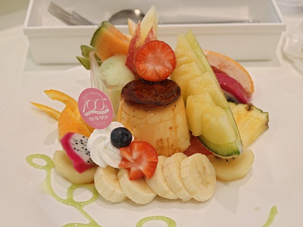 Shinjuku Takano Fruits Parlor 2