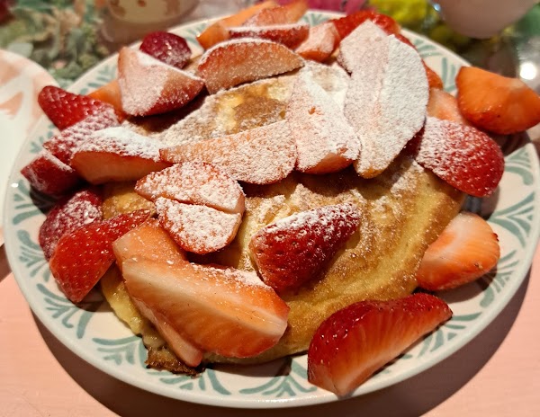 Asakusa Yorozu Cafe 444 Fruits Parlor 3