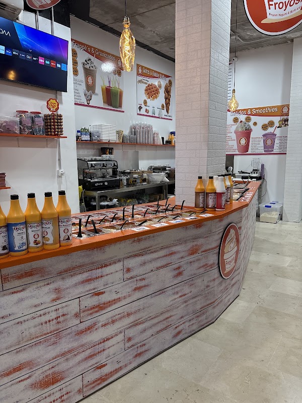Heladería Froyosi Los Cristianos 1