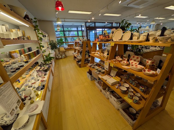 Arita Sera Porcelain Shops 5