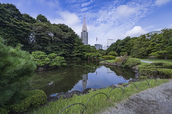 Shinjuku Gyoen National Garden