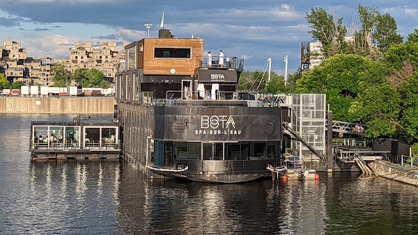 Bota Bota, spa-sur-l'eau 6