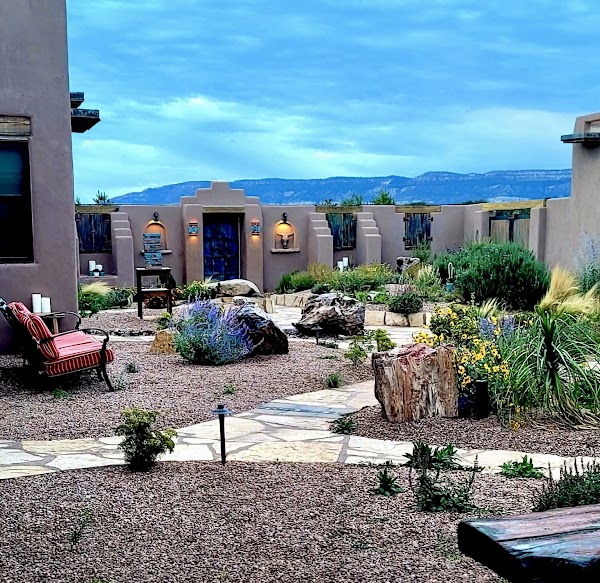 The Grand Hacienda Inn