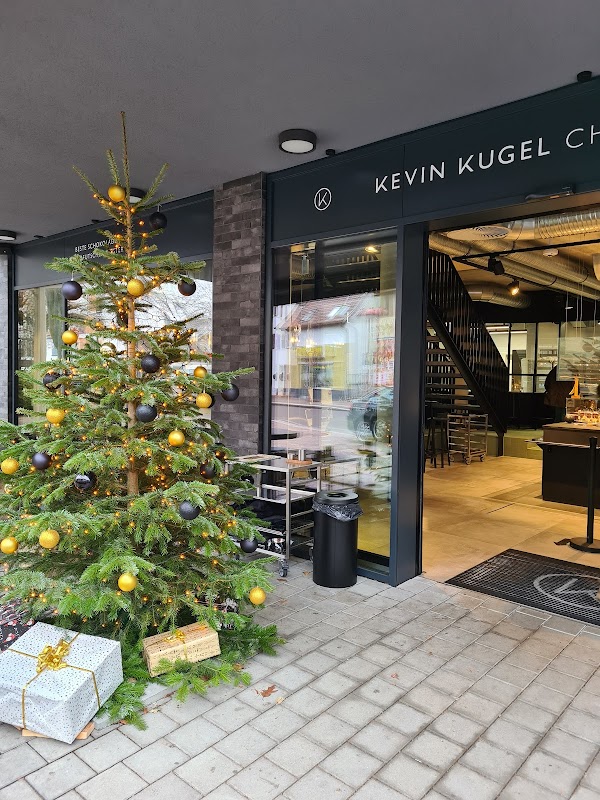 KEVIN KUGEL CHOCOLATE MAKER