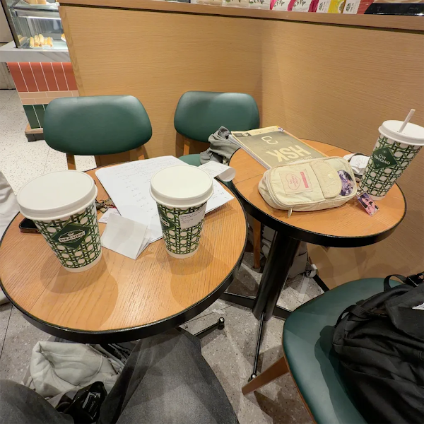 Phuc Long Coffee & Tea Express 2