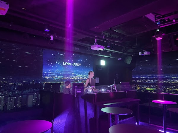 Candyman Lounge