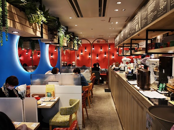 Whity Umeda 4