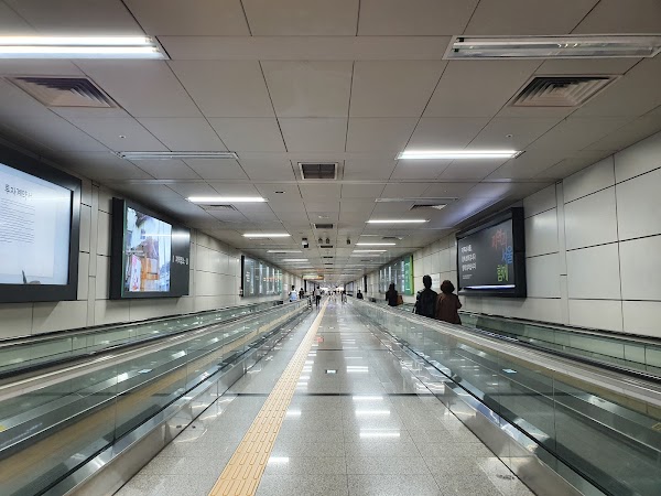 Apgujeong-dong 4