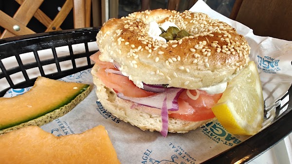 St-Viateur Bagel 4