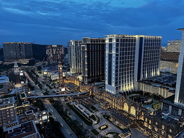 Parisian Macao Eiffel Tower 4