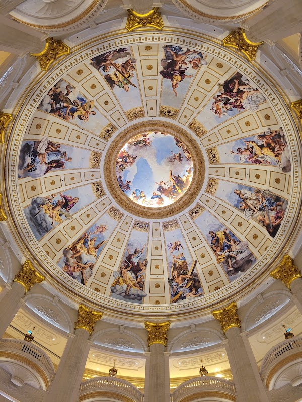 Parisian Macao Eiffel Tower 3