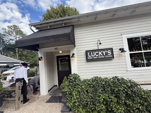 Lucky's East Hampton