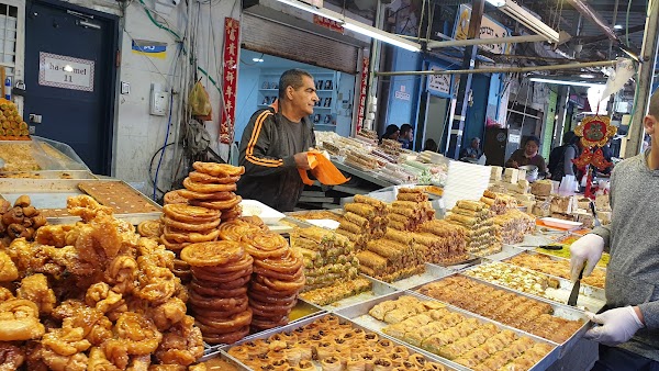 Carmel Market 5