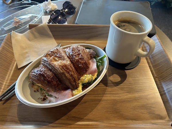 크레스타운 Crestown Coffee Seoul Customs Intersection 5
