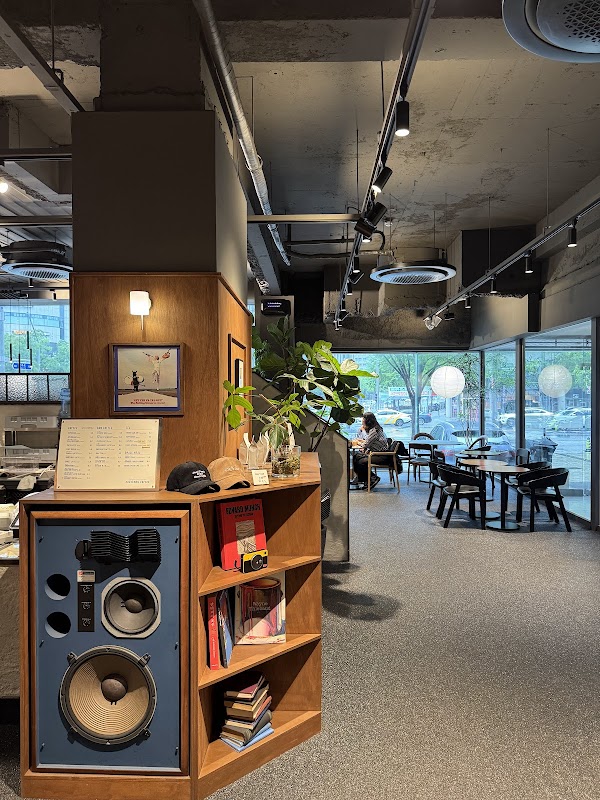 크레스타운 Crestown Coffee Seoul Customs Intersection 3