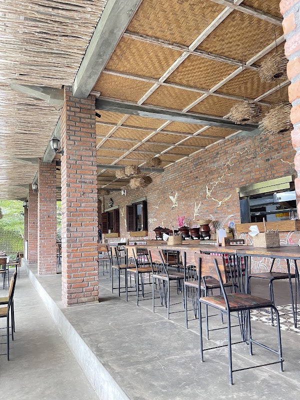 Greenkubu Restaurant and Swing 5