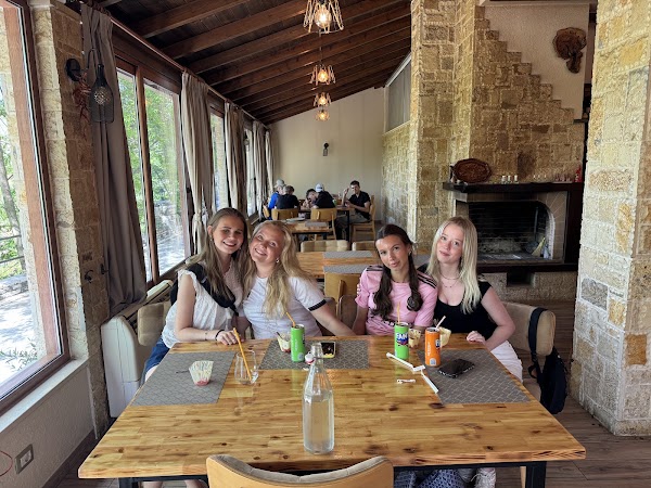 Kodra e Gjelbër Agrotourism (Green Hill)