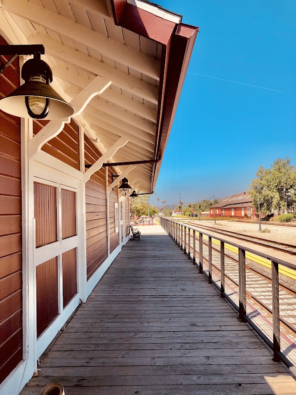 Santa Paula Train Depot 5