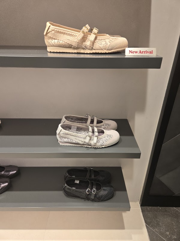 Onitsuka Tiger Lotte Main 4