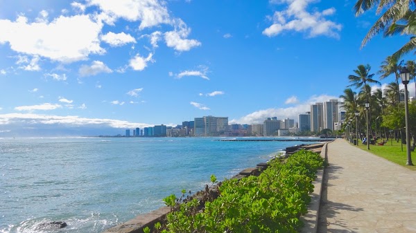 Waikiki Beach