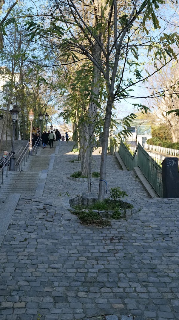 Montmartre Funicular 3