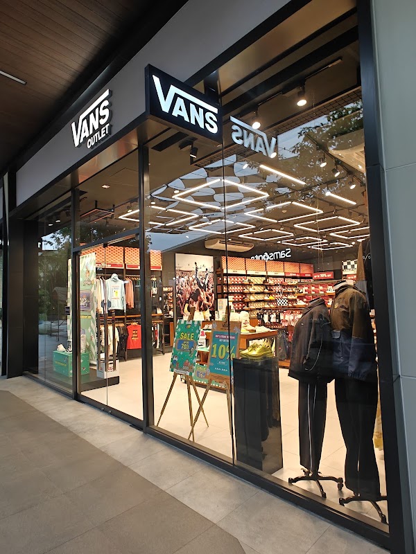 VANS (Siam Premium Outlets)
