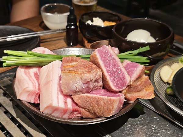 UM YONG BAEK / KOREAN BBQ - TELOK AYER 3