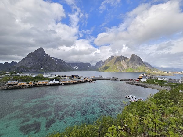Sakrisøya