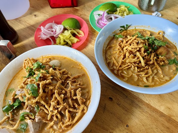Khao Soi Lung Prakit Kad Kom 4