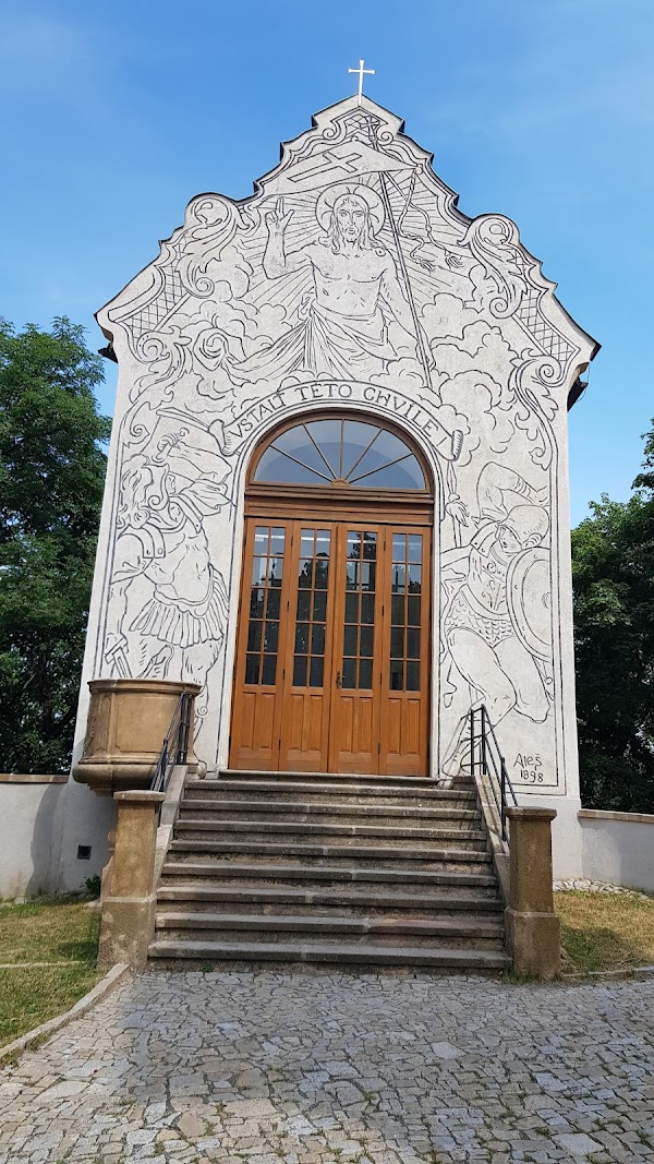 Mirror Maze in Petrin Park 2