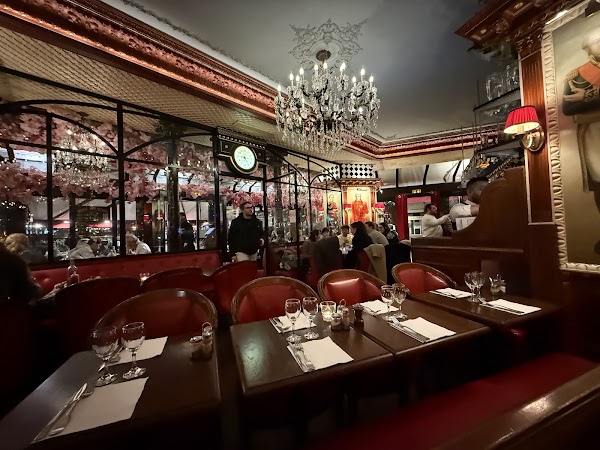Le Café Pierre 2