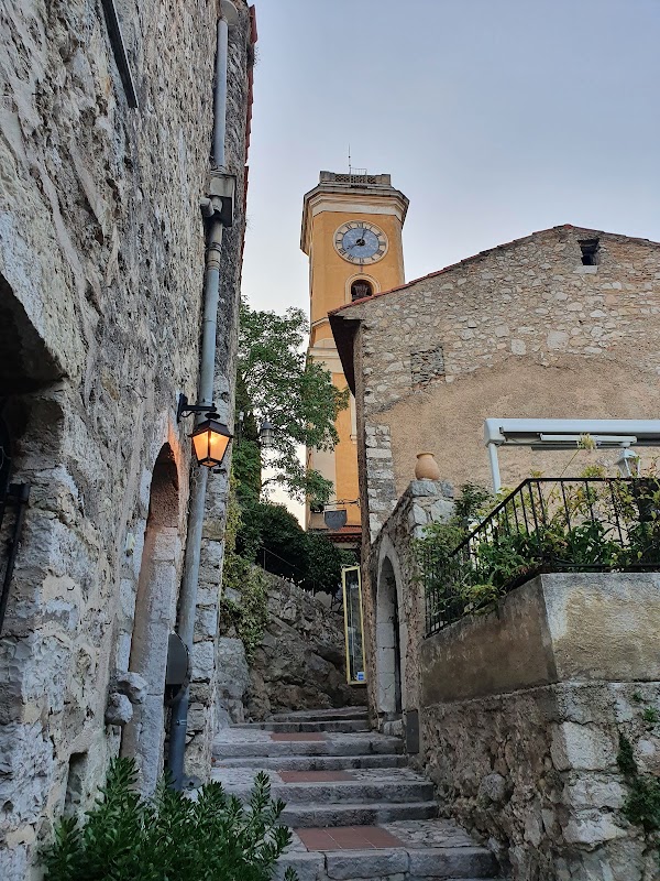 Èze 4