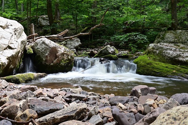 Cascade Falls Trailhead 3