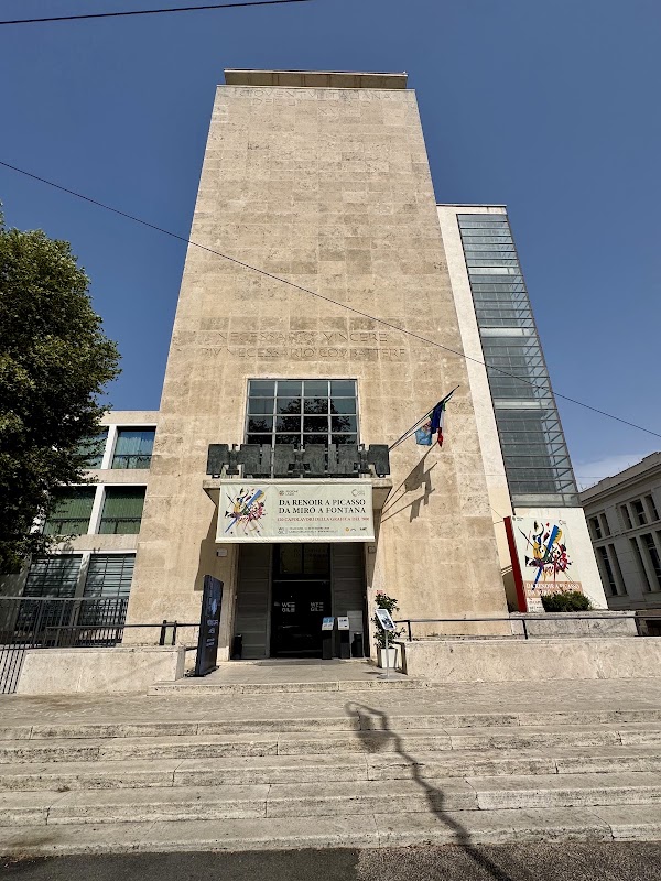 We Gil (ex edificio della Gil)