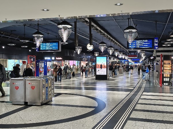Zurich HB 4