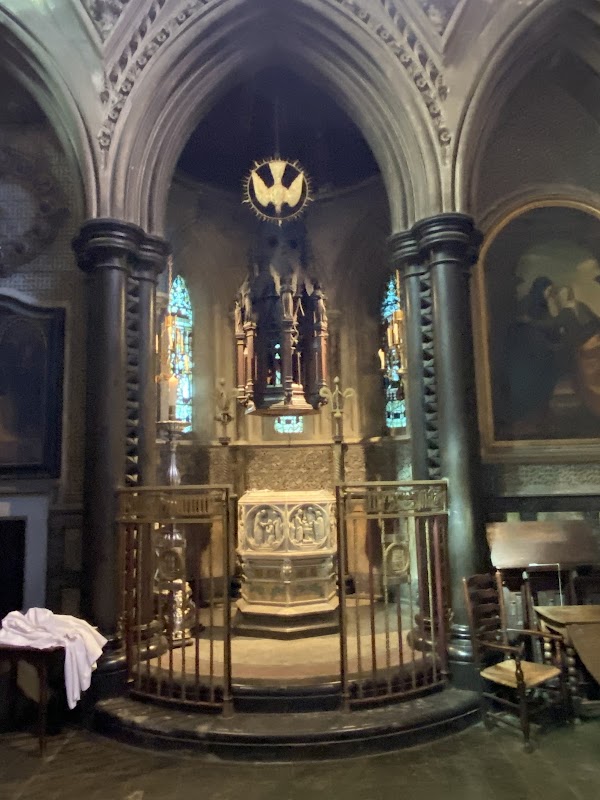 St Cuthbert's, Earls Court 3