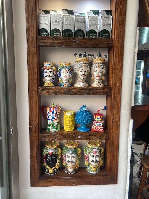 Gelateria Pasticceria Caffetteria DI NOTO 3