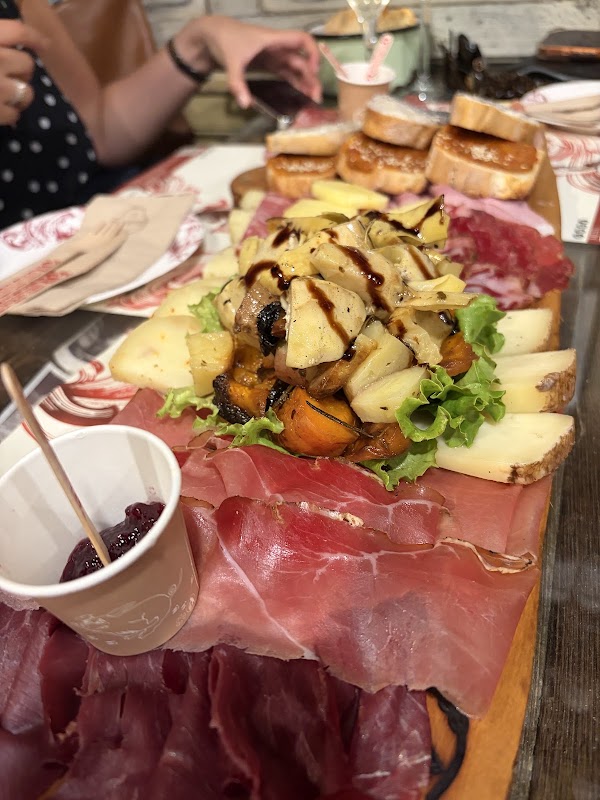 La Prosciutteria Milano Brera 4