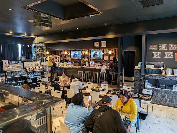 BEYBLADE BAR TOKYO