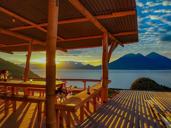 Eagle's Nest Atitlán - Yoga, Dance & Community 4