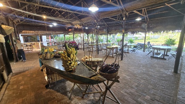 Tra Que Vegetable Village Restaurant 3