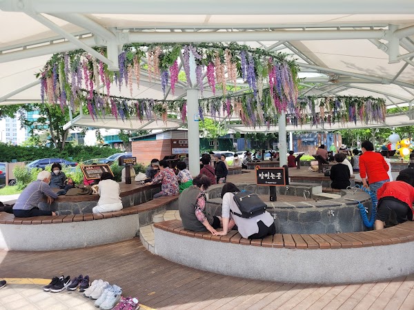 Yuseong Hot Springs 3